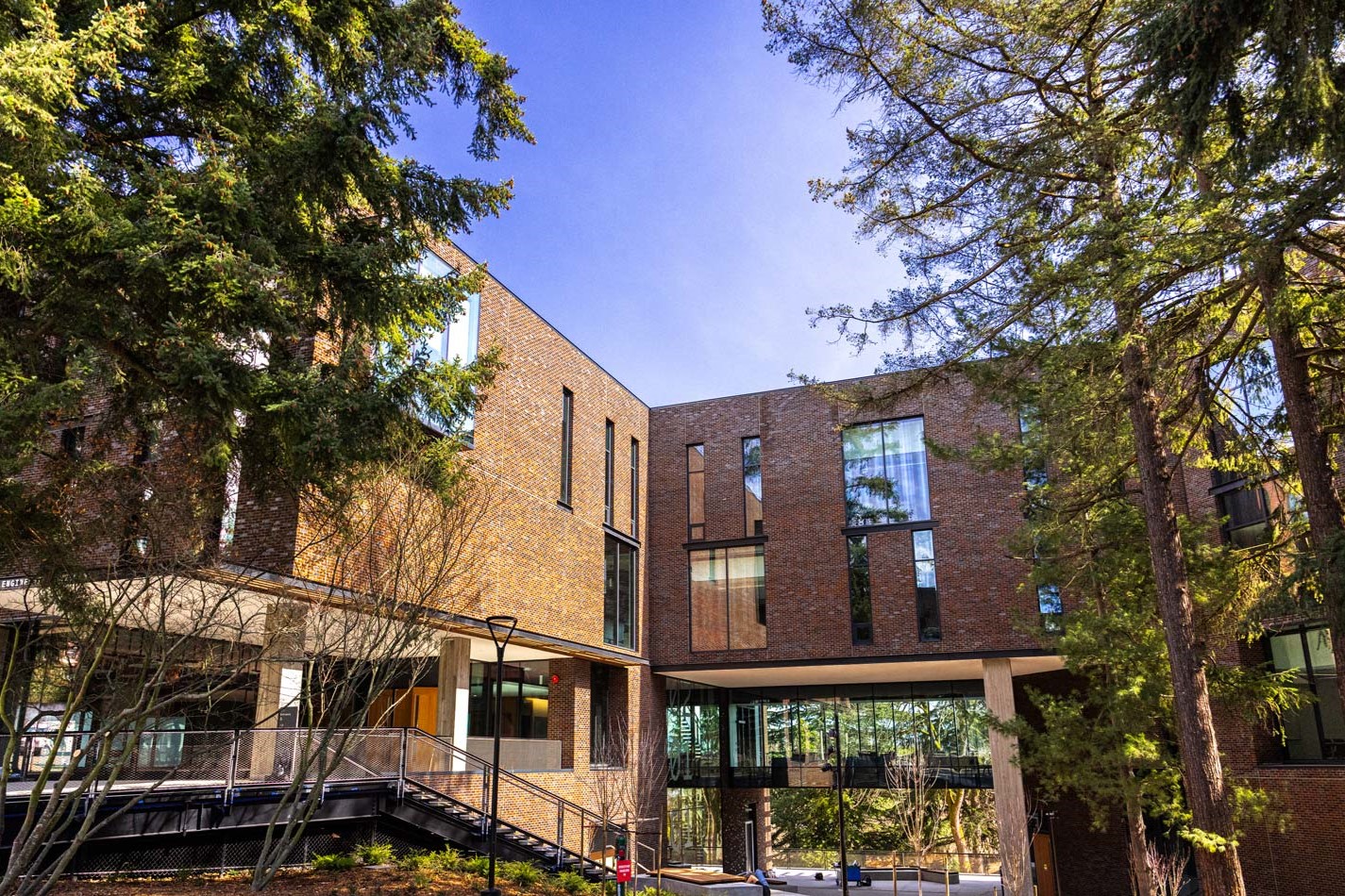Interdisciplinary Engineering Building